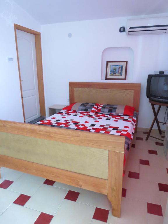 Apartments Volaric Sutomore Esterno foto